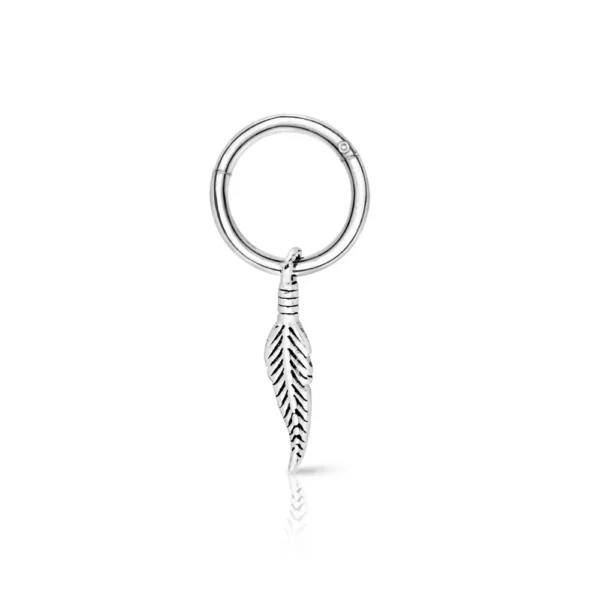 Piercing Segment Ring in acciaio 316L con Pendente Piuma Argento Open Tattoo Supply